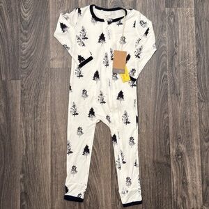 NWT Kyte Zipped Footless Romper